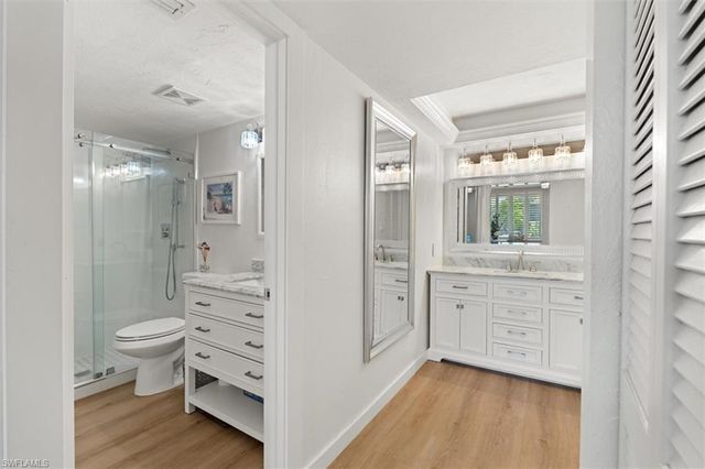 1400 Blue Point AVE 104, Naples, FL 34102