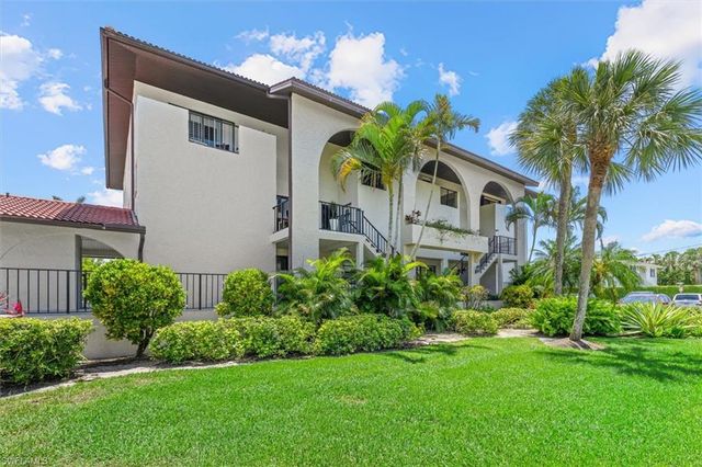 1400 Blue Point AVE 104, Naples, FL 34102