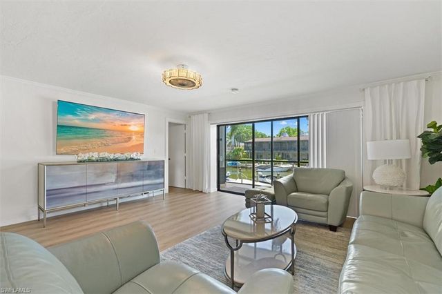 1400 Blue Point AVE 104, Naples, FL 34102