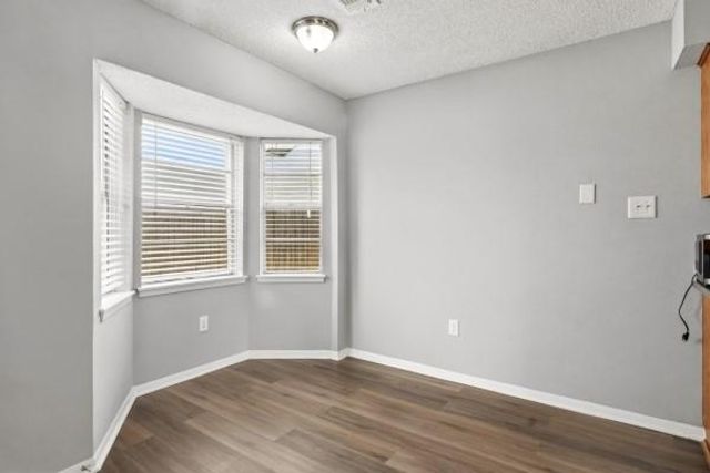 614 Meadowglen Drive, Baytown, TX 77521