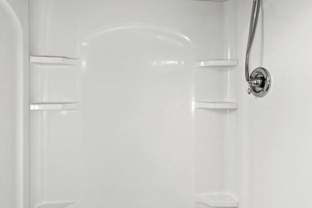 614 Meadowglen Drive, Baytown, TX 77521