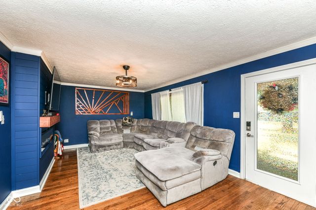 409 Emerson Drive, Fortville, IN 46040