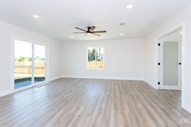 4145 Courtney Street, Bakersfield, CA 93312