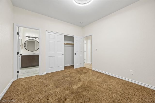 11004 Cliff Swallow Avenue, Las Vegas, NV 89144