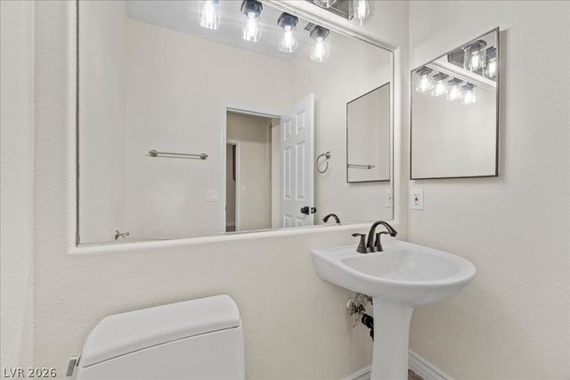 11004 Cliff Swallow Avenue, Las Vegas, NV 89144