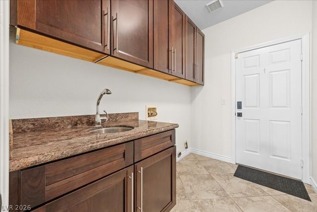 11004 Cliff Swallow Avenue, Las Vegas, NV 89144