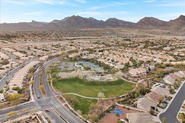 11004 Cliff Swallow Avenue, Las Vegas, NV 89144