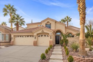 11004 Cliff Swallow Avenue, Las Vegas, NV 89144