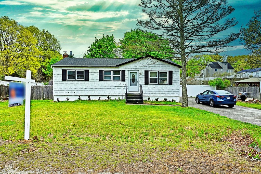 40 Hawkins Road, Centereach, NY 11720