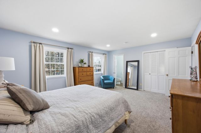 1306 Elm Street N, Fargo, ND 58102