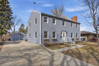 1306 Elm Street N, Fargo, ND 58102