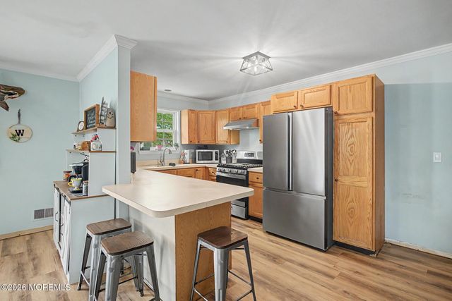 125 Gangway Lane, Manahawkin, NJ 08050