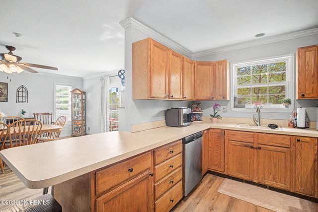 125 Gangway Lane, Manahawkin, NJ 08050