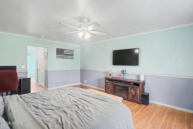 125 Gangway Lane, Manahawkin, NJ 08050