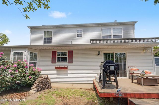125 Gangway Lane, Manahawkin, NJ 08050