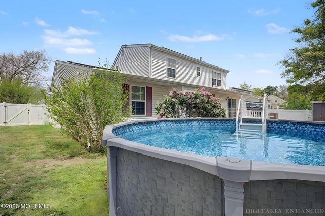 125 Gangway Lane, Manahawkin, NJ 08050