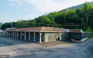 561 W PENN PIKE, Tamaqua, PA 18252