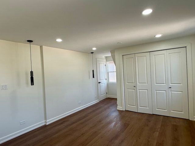 4727 N Newcastle Avenue, Harwood Heights, IL 60706