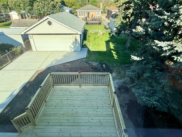 4727 N Newcastle Avenue, Harwood Heights, IL 60706
