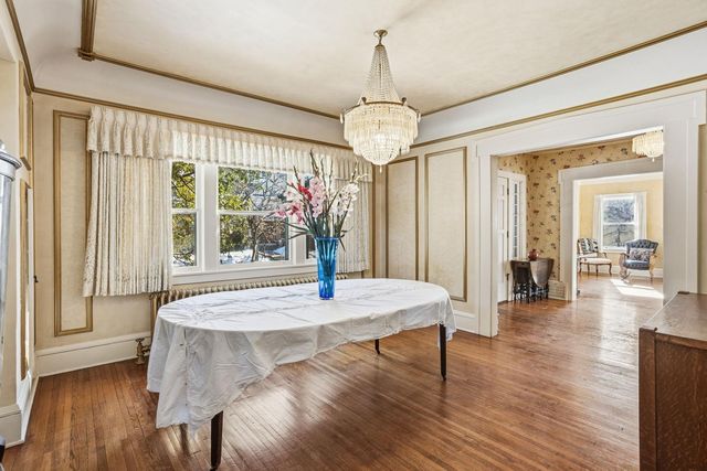 2426 Sheridan Avenue S, Minneapolis, MN 55405