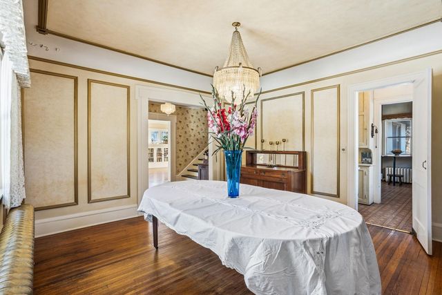 2426 Sheridan Avenue S, Minneapolis, MN 55405