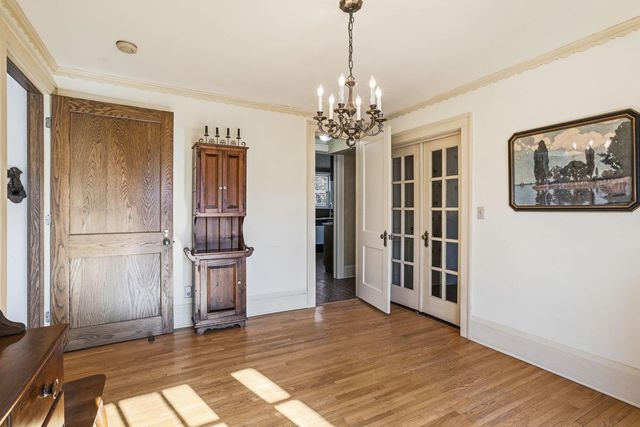 2426 Sheridan Avenue S, Minneapolis, MN 55405