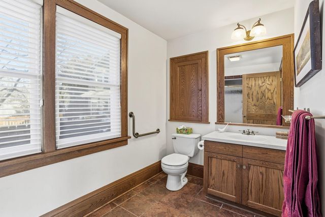 2426 Sheridan Avenue S, Minneapolis, MN 55405