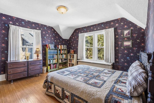 2426 Sheridan Avenue S, Minneapolis, MN 55405