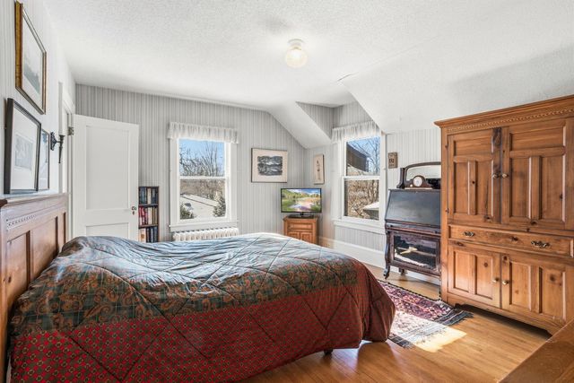 2426 Sheridan Avenue S, Minneapolis, MN 55405