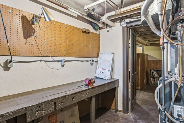 2426 Sheridan Avenue S, Minneapolis, MN 55405