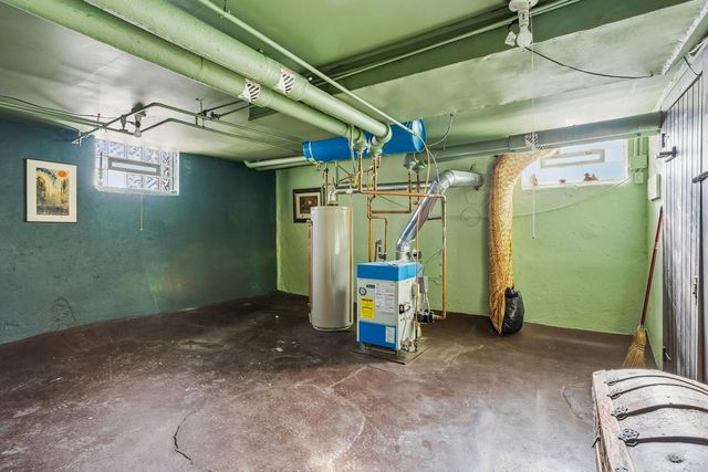 2426 Sheridan Avenue S, Minneapolis, MN 55405