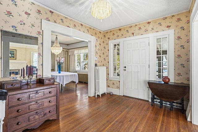 2426 Sheridan Avenue S, Minneapolis, MN 55405