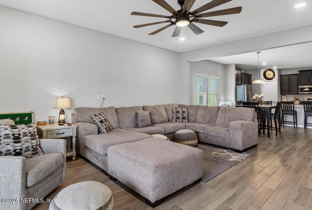 3824 ARBOR MILL Circle, Orange Park, FL 32065