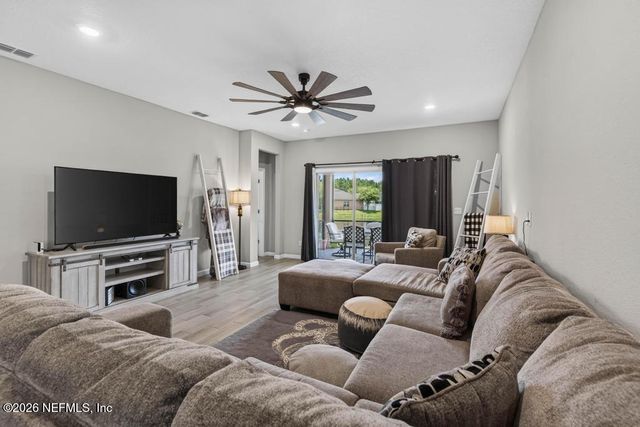 3824 ARBOR MILL Circle, Orange Park, FL 32065