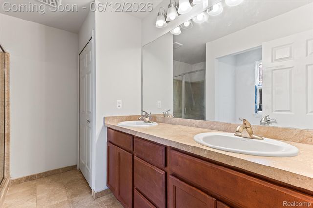 26861 Princeton Court, Southfield, MI 48034