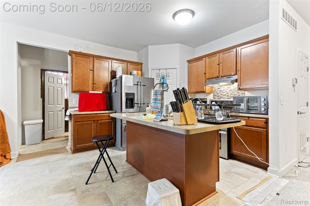 26861 Princeton Court, Southfield, MI 48034