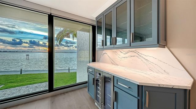 101 SUNSET DRIVE 103, Sarasota, FL 34236