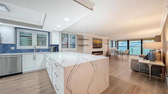 101 SUNSET DRIVE 103, Sarasota, FL 34236