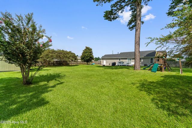 401 Bret Court, Jacksonville, NC 28540
