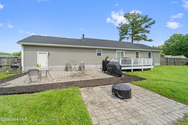 401 Bret Court, Jacksonville, NC 28540