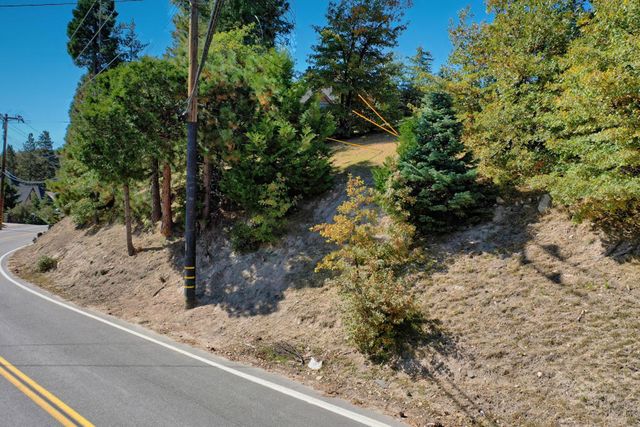788 Brentwood Drive, Lake Arrowhead, CA 92352