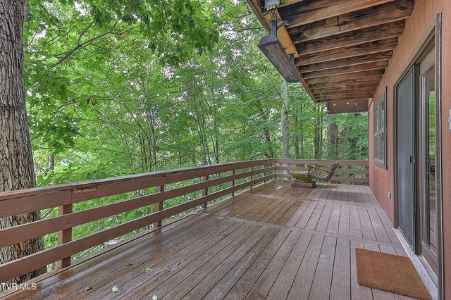 490 Hideaway Farm Road, Piney Flats, TN 37686