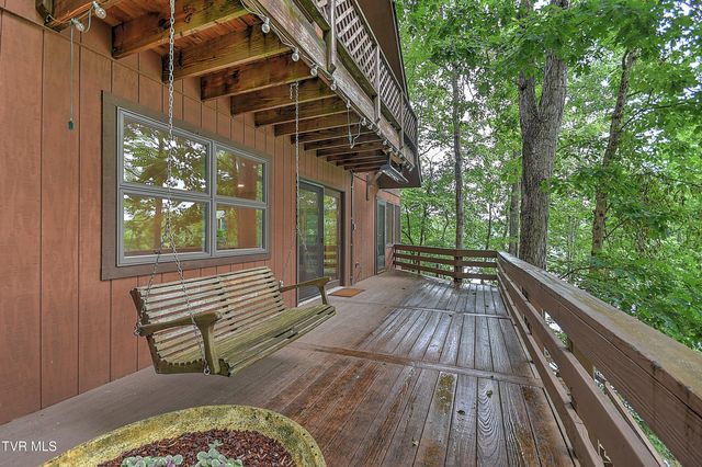 490 Hideaway Farm Road, Piney Flats, TN 37686