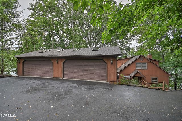 490 Hideaway Farm Road, Piney Flats, TN 37686
