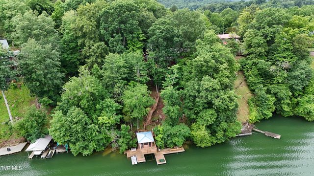 490 Hideaway Farm Road, Piney Flats, TN 37686