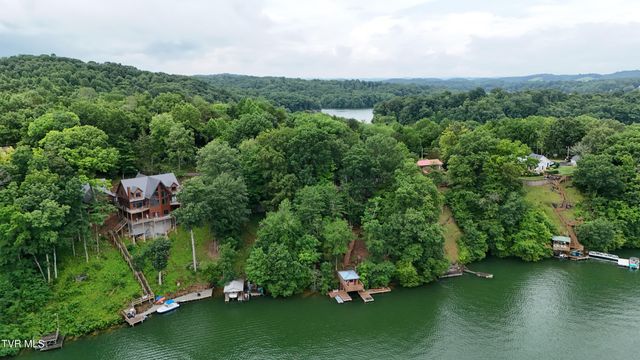490 Hideaway Farm Road, Piney Flats, TN 37686
