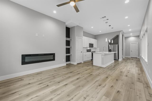 2507 Birmingham Avenue, Dallas, TX 75215