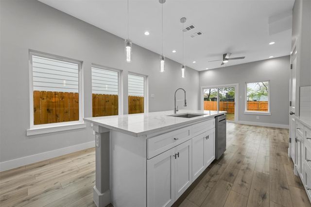 2507 Birmingham Avenue, Dallas, TX 75215