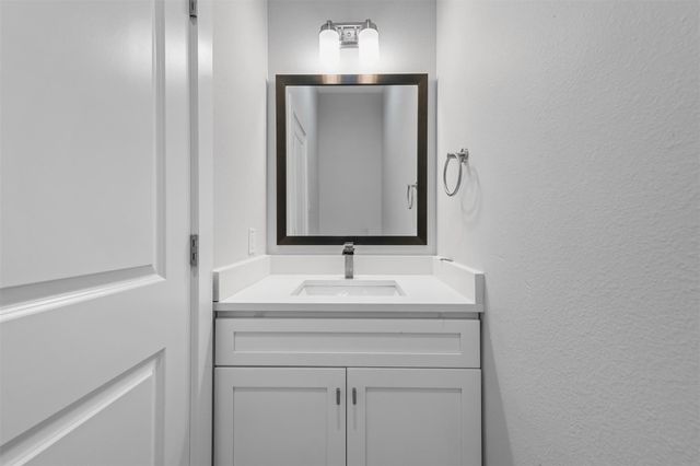 2507 Birmingham Avenue, Dallas, TX 75215