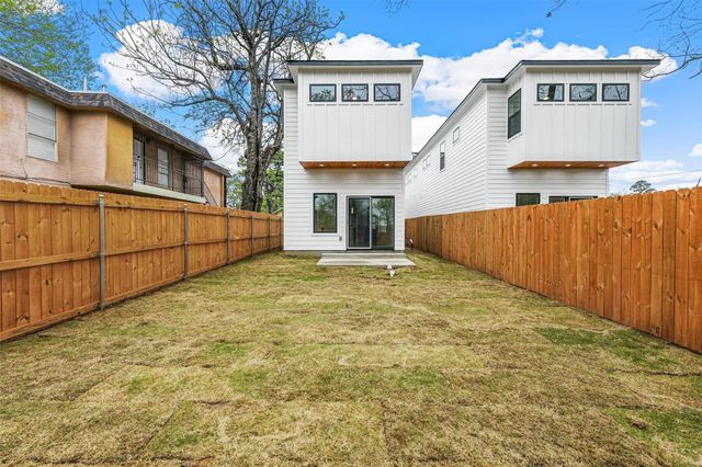 2507 Birmingham Avenue, Dallas, TX 75215